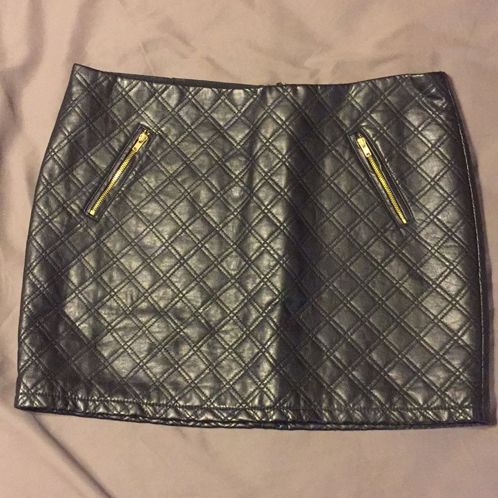 Express Quilted Skirt